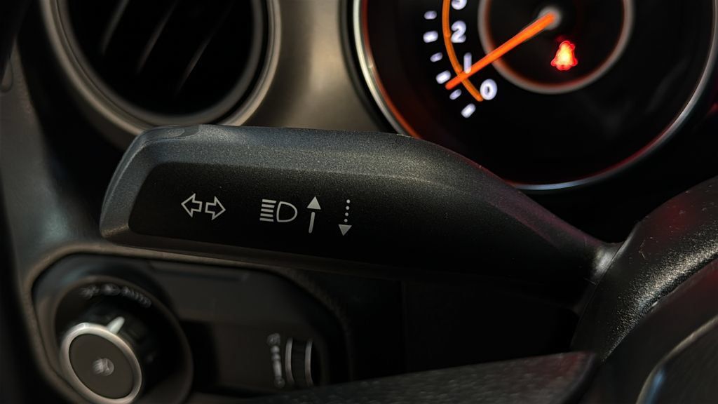 Used 2023 Jeep Wrangler Sport AWD/4WD image 25