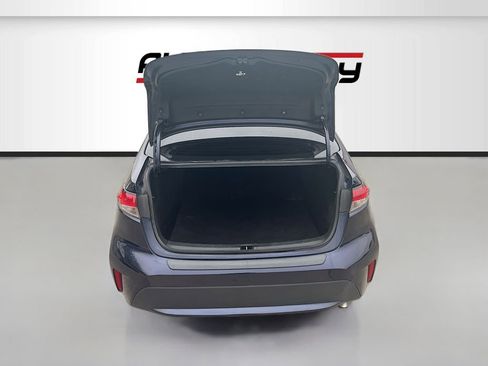 Used 2020 Toyota Corolla LE image 23