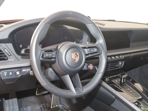 Used 2025 Porsche 911 Carrera RWD image 7