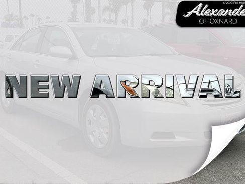 Used 2009 Toyota Camry SE FWD image 1