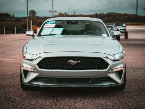 Used 2021 Ford Mustang GT RWD image 7