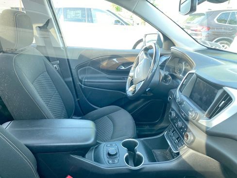 Used 2019 GMC Terrain SLE w/ Driver Convenience Package AWD/4WD image 4
