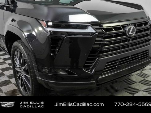 Used 2024 Lexus GX 550 w/ Accessory Package (2T) AWD/4WD image 39