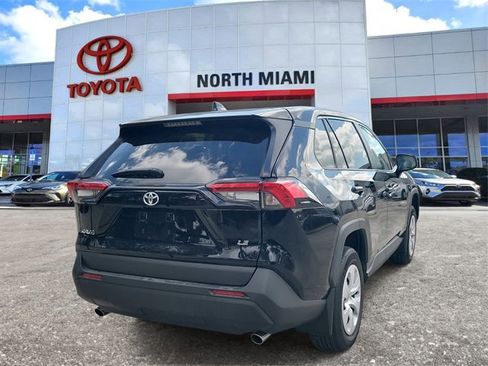 Used 2025 Toyota RAV4 LE image 3