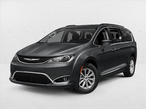 Used 2017 Chrysler Pacifica Limited FWD image 1