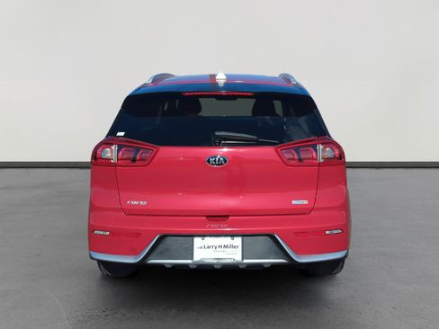 Used 2017 Kia Niro LX image 4