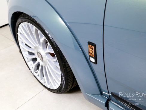 Used 2025 Rolls-Royce Cullinan image 45