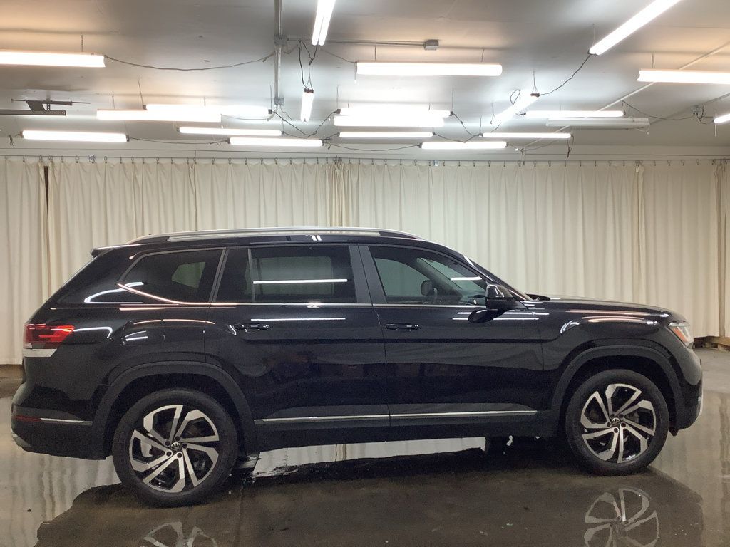 Used 2022 Volkswagen Atlas SEL AWD/4WD image 4