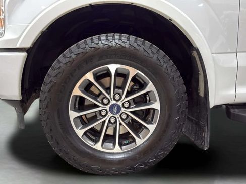 Used 2018 Ford F150 XLT w/ Equipment Group 302A Luxury AWD/4WD image 39