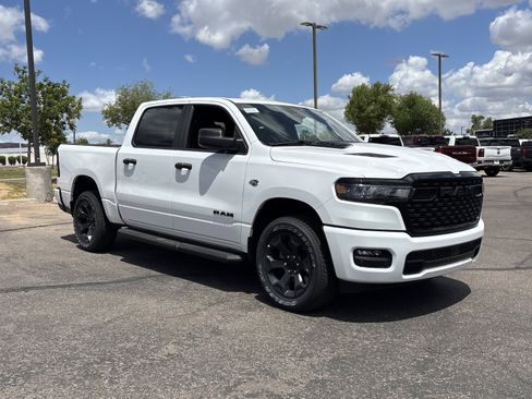 New 2026 RAM 1500 Express AWD/4WD image 5