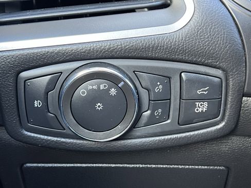 Used 2022 Ford Edge SEL w/ Convenience Package image 39