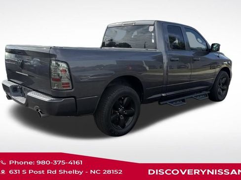 Used 2017 RAM 1500 Express w/ Express Value Package RWD image 3