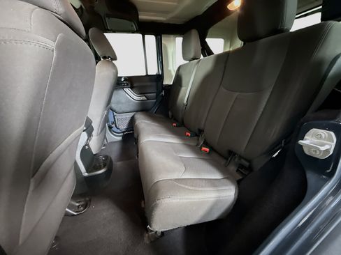 Used 2017 Jeep Wrangler Unlimited Sport w/ Quick Order Package 24S image 24