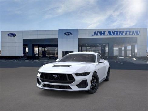 New 2026 Ford Mustang GT image 2