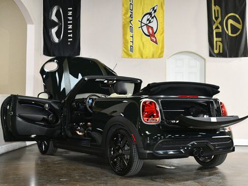 Used 2023 MINI Cooper S w/ MINI Resolute Edition image 92