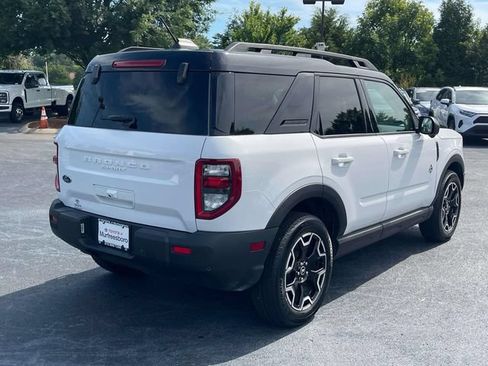 Used 2025 Ford Bronco Sport Outer Banks w/ Outer Banks Tech Package+ AWD/4WD image 3