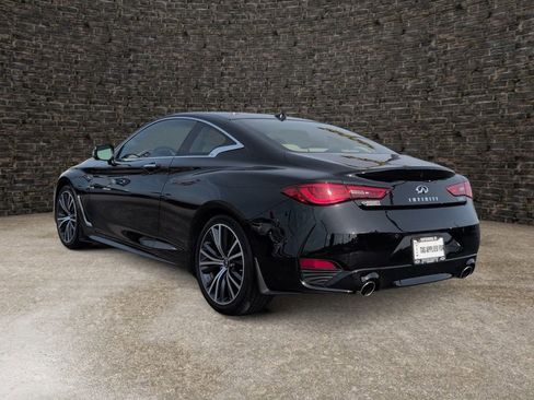 Used 2022 INFINITI Q60 3.0t Luxe w/ Essential Package RWD image 3