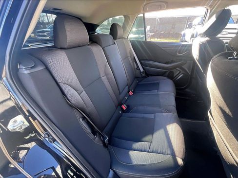 Used 2021 Subaru Outback Premium image 32