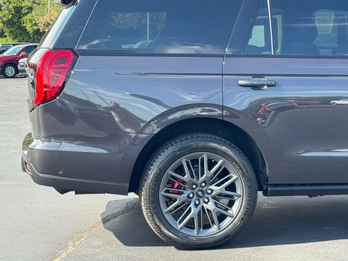 New 2025 Ford Expedition Platinum w/ Stealth Performance Package image 50