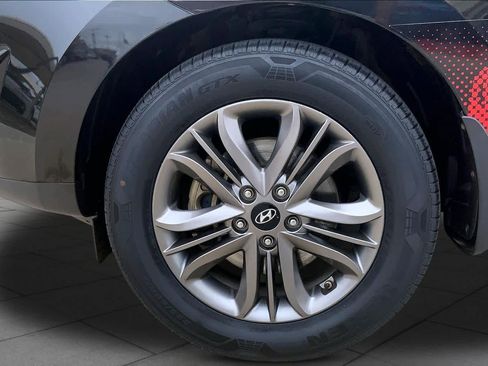 Used 2014 Hyundai Tucson AWD image 11
