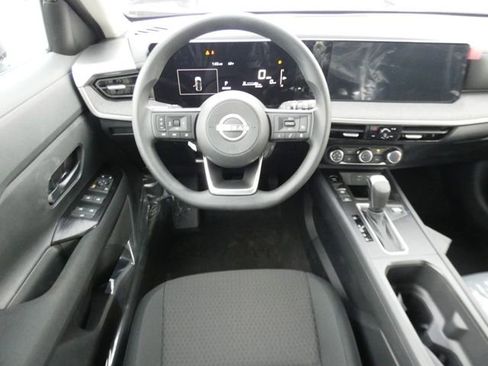 New 2026 Nissan Kicks S image 11