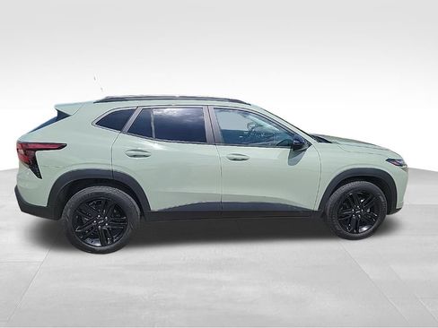 Certified 2024 Chevrolet Trax ACTIV w/ Sunroof Package FWD image 19