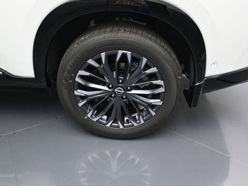 New 2026 Nissan Rogue Platinum w/ Platinum Premium Package image 9