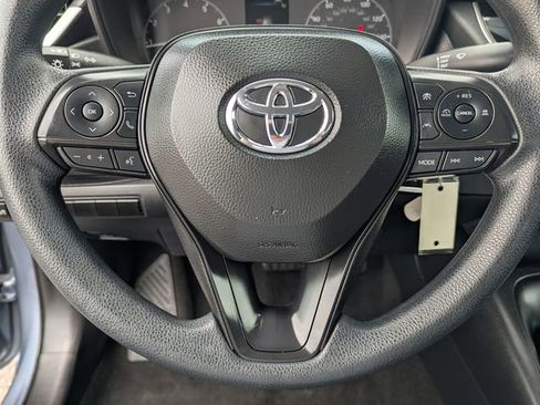 Used 2024 Toyota Corolla LE FWD image 5