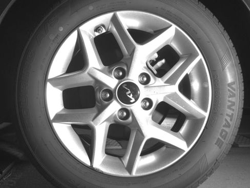 Used 2025 Kia Soul LX w/ LX Technology Package FWD image 16