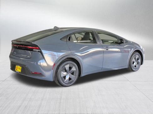 Certified 2025 Toyota Prius LE image 8