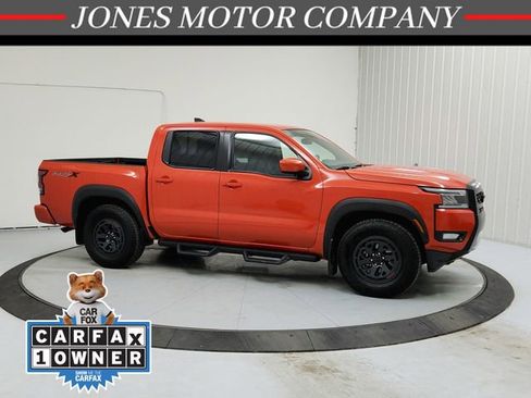 Used 2025 Nissan Frontier Pro-X RWD image 1