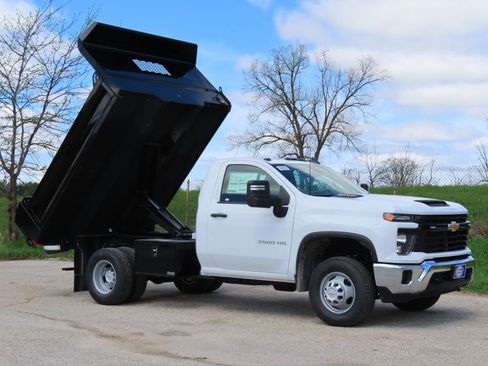 New 2026 Chevrolet Silverado 3500 W/T w/ WT Convenience Package AWD/4WD image 2