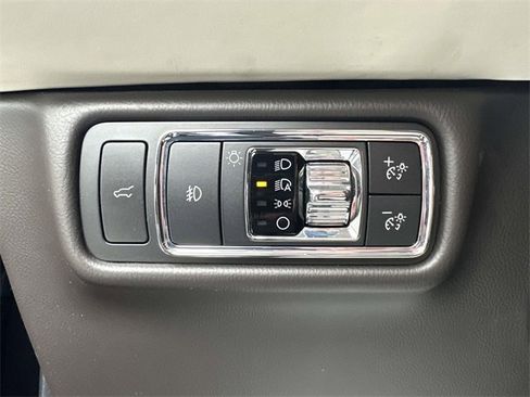 Used 2023 Lincoln Aviator Black Label w/ Jet Package image 78