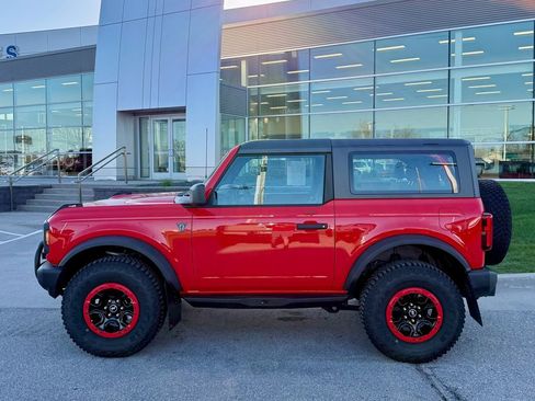 Used 2023 Ford Bronco 2-Door w/ Sasquatch Package image 3