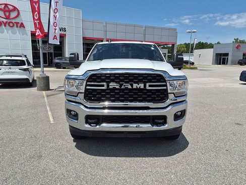 Used 2024 RAM 2500 Big Horn AWD/4WD image 8
