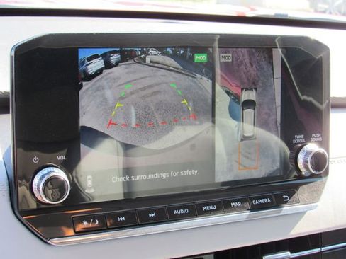 Used 2024 Mitsubishi Outlander SEL FWD image 25