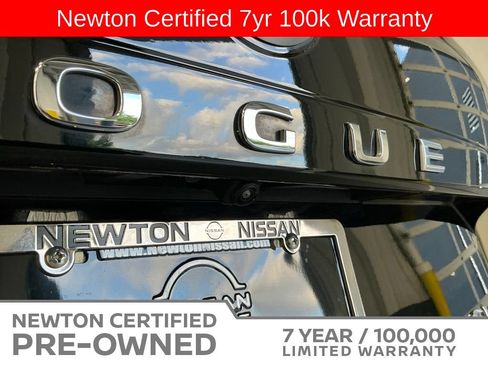 Used 2023 Nissan Rogue SL w/ SL Premium Package FWD image 13