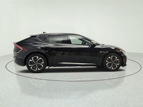 Used 2023 Kia EV6 GT-Line w/ GT-Line Suede Seat Package RWD image 4