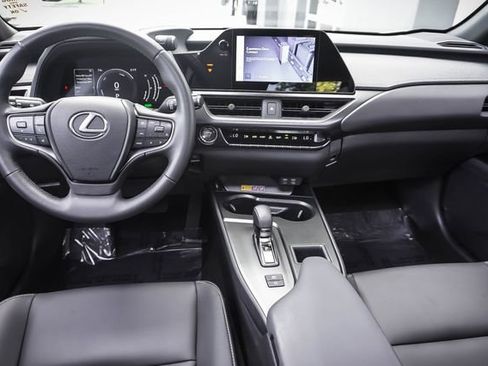 Certified 2025 Lexus UX 300h FWD image 19