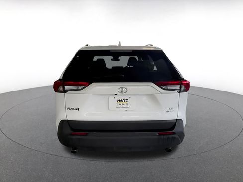 Used 2025 Toyota RAV4 LE image 17