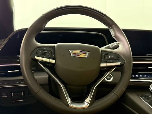 Certified 2024 Cadillac Escalade Sport w/ LPO, ONYX Package image 18