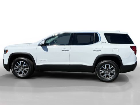 Used 2022 GMC Acadia SLE FWD image 2
