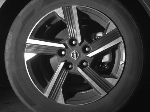 Used 2025 Nissan Sentra SV image 13