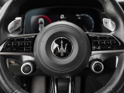 Used 2023 Maserati Grecale GT AWD/4WD image 15