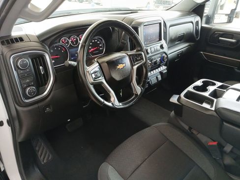 Certified 2023 Chevrolet Silverado 2500 LT AWD/4WD image 10