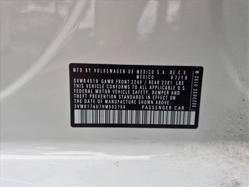 Used 2017 Volkswagen Golf S AWD/4WD image 24