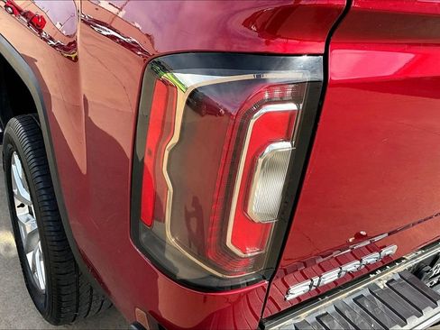 Used 2018 GMC Sierra 1500 SLT w/ Texas SLT Premium Package image 39