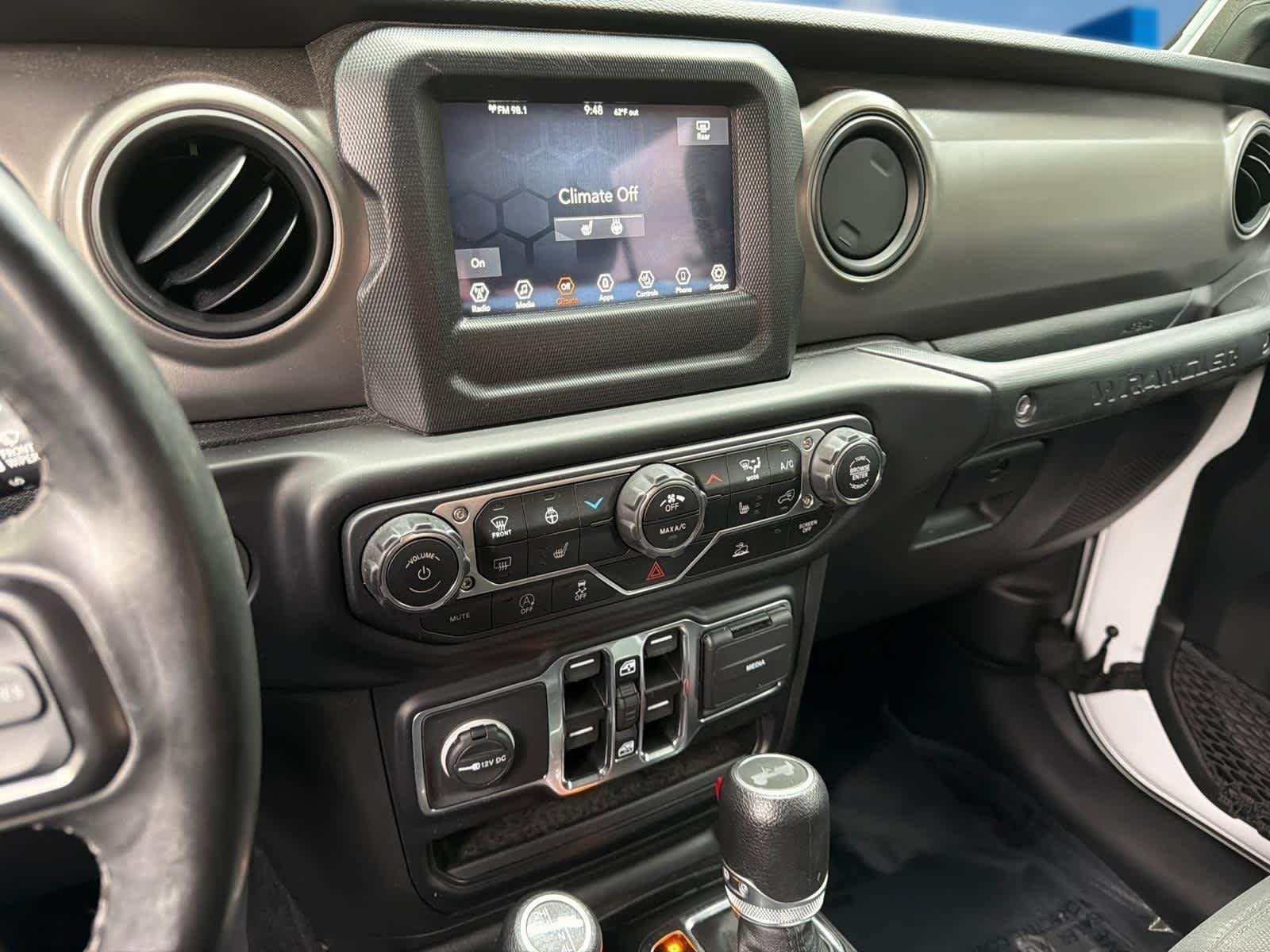 Used 2022 Jeep Wrangler Unlimited Sport AWD/4WD image 22