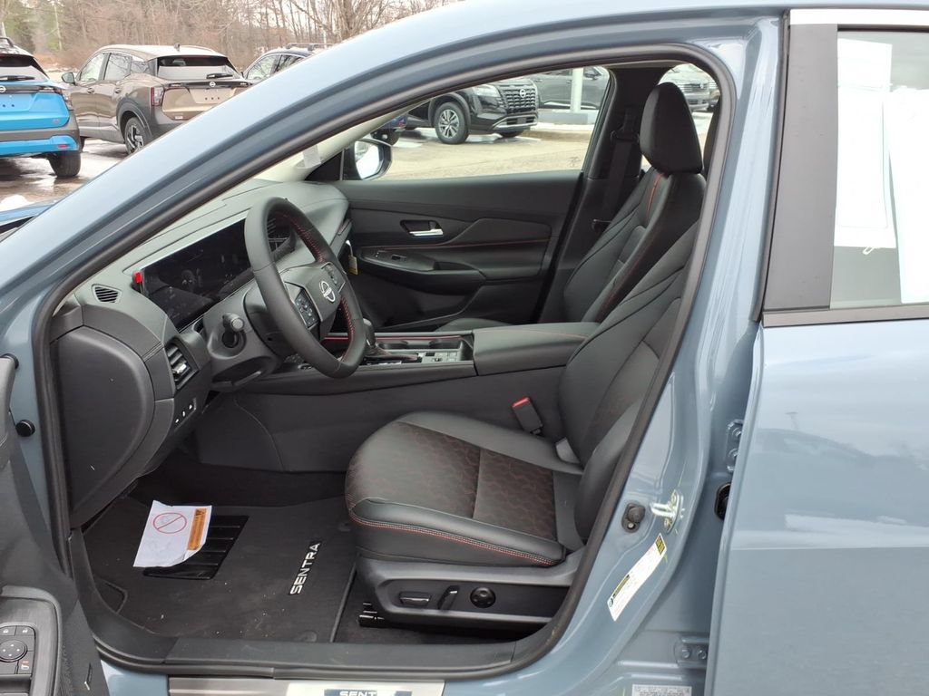 New 2026 Nissan Sentra SR w/ SR Premium Package FWD image 5