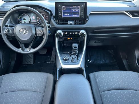 Certified 2022 Toyota RAV4 XLE AWD/4WD image 3